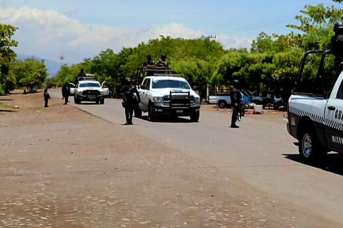 3 Policías Comunales muertos, tras enfrentamiento contra delincuentes en Maruata