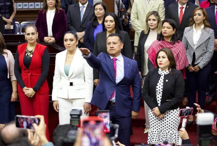 76 Legislatura designa a Carlos Torres Piña como Fiscal General del Estado por nueve años