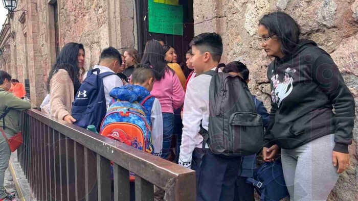 99.9% de las escuelas regresaron a clases de manera normal en Michoacán: Gobernador