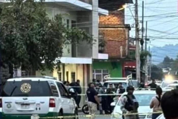 A balazos asesinan a un hojalatero en Uruapan