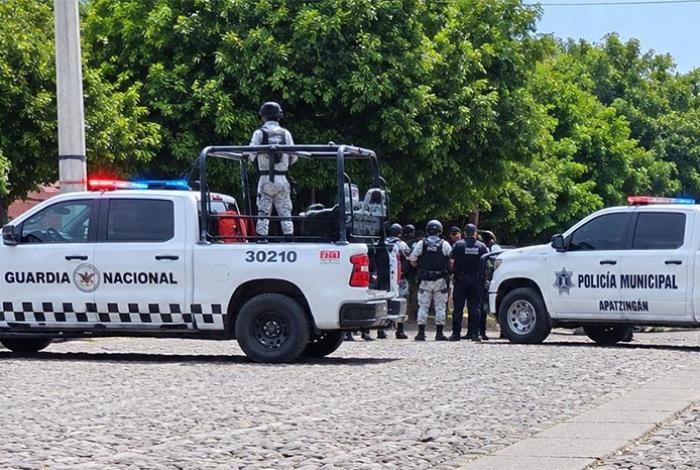 A balazos ejecutan a un hombre en la colonia Leandro Valle de Apatzingán