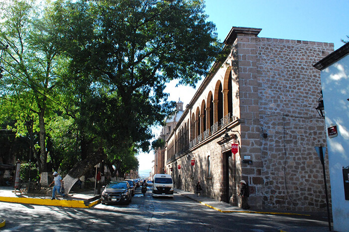 A restauración, el Conservatorio de las Rosas, en Morelia; preocupa el patio de Rectoría por riesgo de derrumbe