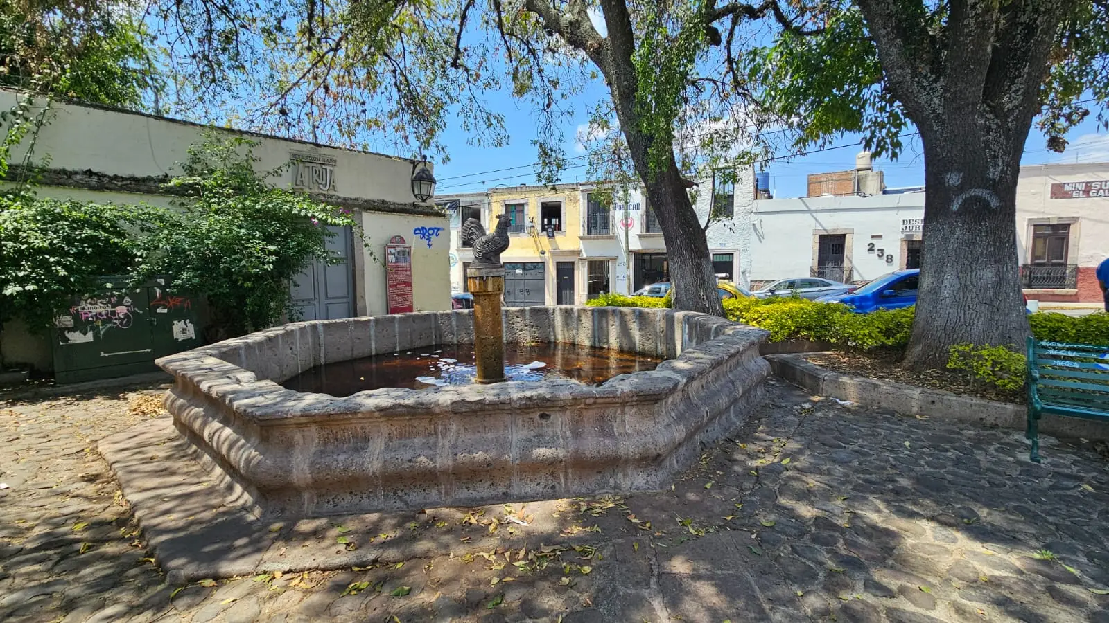 A unas cuadras del Centro Histórico, vecinos de la Pila del Gallo denuncian inseguridad