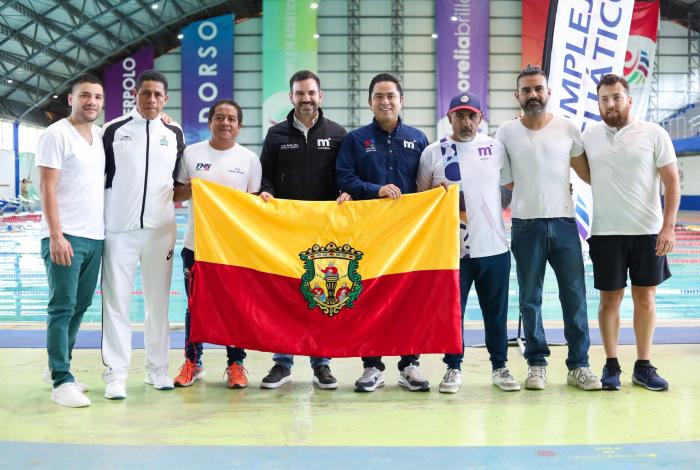 Abandera Yankel Benítez a la Selección de natación convencional y discapacidad del IMCUFIDE