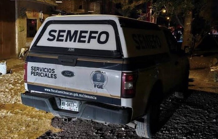 Abandonan cadáver de hombre baleado en Apatzingán