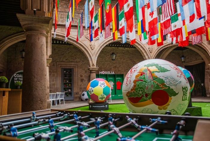 Abre Gobierno de Morelia exposición futbolística, en Palacio Municipal