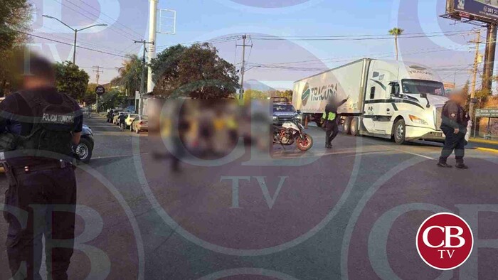 Accidente entre motopatrulla y motoneta deja cuatro lesionados en Jacona, Michoacán