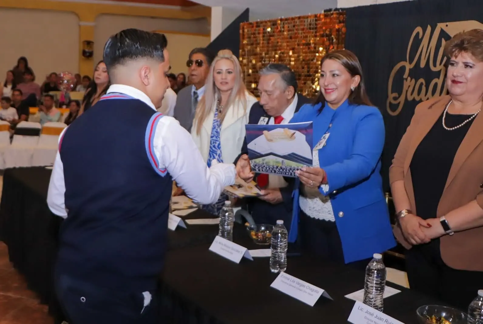 Acompaña Alma Mireya González el cierre de ciclo en el Colegio Don Vasco