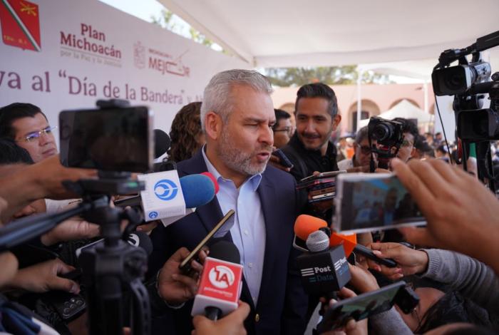 Acusa Bedolla presunta colaboración de policías de Ecuandureo con el crimen organizado