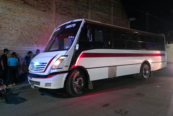 Adulta mayor que fue atropellada por camión de pasajeros muere en un hospital de Zamora