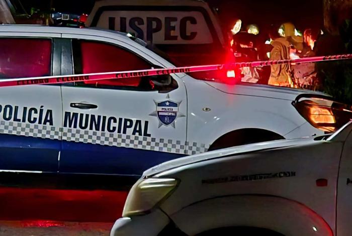 Adulto mayo muere, tras se atropellado por adolescente motociclista