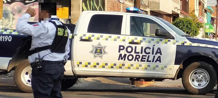 Adulto mayor es atropellado por auto en Morelia