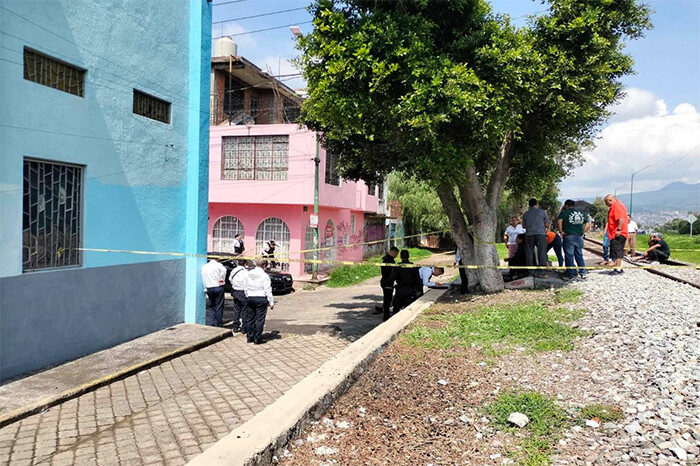 Adulto mayor muere al sufrir caída de unos escalones en la colonia Industrial de Morelia