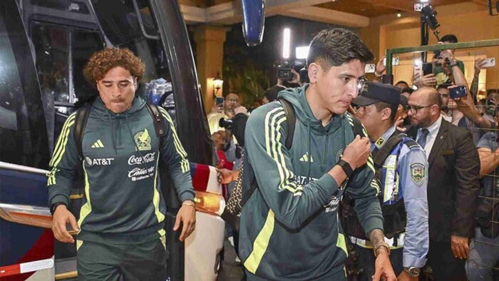 Aficionado hondureño recibe de manera hostil a la Selección Mexicana