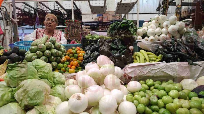 Ahí van bajando los precios, al pasito: oferentes de mercados de Morelia