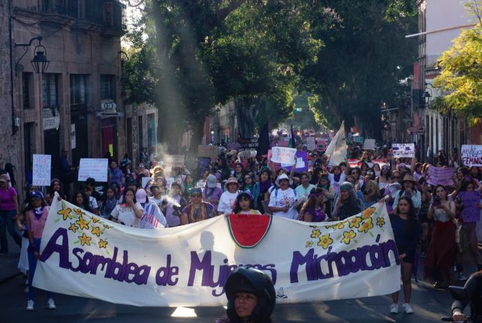 Al alza, intervenciones en marchas del 8M 