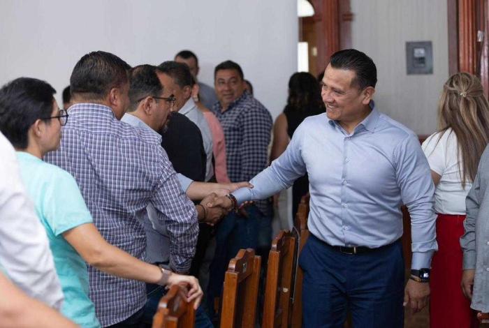 Alcaldes de Morena destacan capacidad de Torres Piña y respaldan su perfil para la Fiscalía