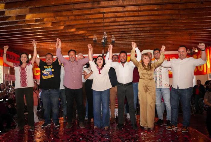 Alcaldes de región Lacustre de Pátzcuaro se decantan por Gladyz Butanda