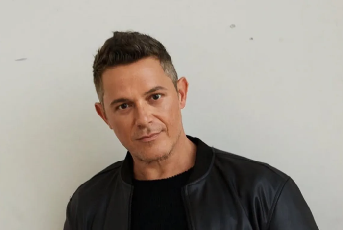 Alejandro Sanz y Manuel Turizo lanzan video de “Cómo sería”