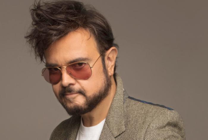 Aleks Syntek contra el algoritmo: “Si no haces reguetón o corridos, te desechan”