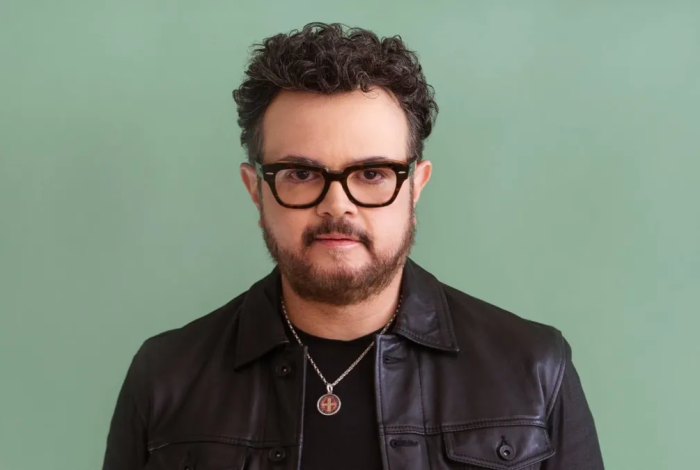 Aleks Syntek se defiende ante críticas recientes