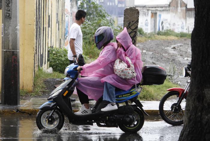 Alertan por lluvias torrenciales en Michoacán y estados del Pacífico