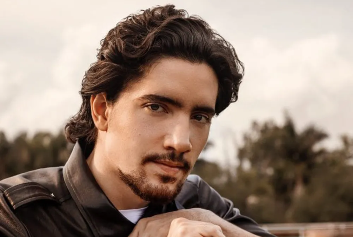 Alex Fernández defiende a su padre tras video viral