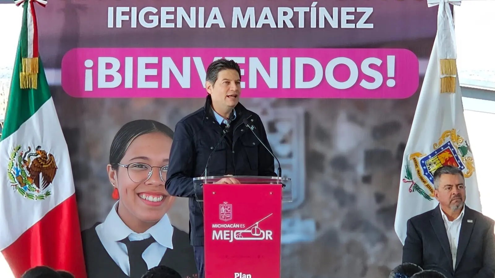 Alfonso Martínez asiste a inauguración de Sec. Tec. 168, en Villas del Pedregal