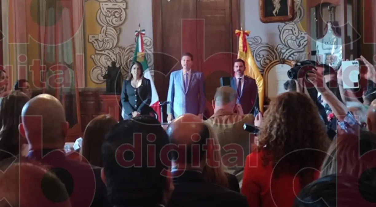 Alfonso Martínez entrega 1er Informe de gobierno al Cabildo