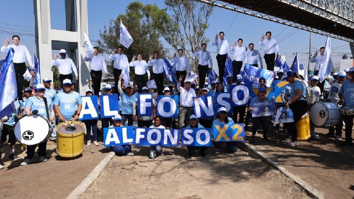 Alfonso Martínez va con todo en tercer día de campaña