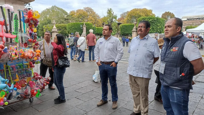 Alfonso respalda a director de Plazas y Mercados de Morelia