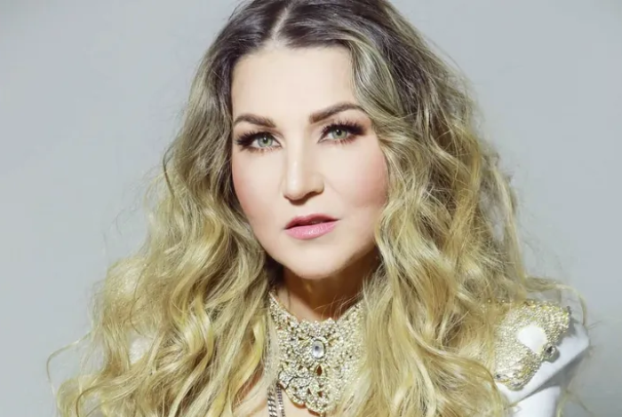 Alicia Villarreal confirma violencia con Arturo Carmona