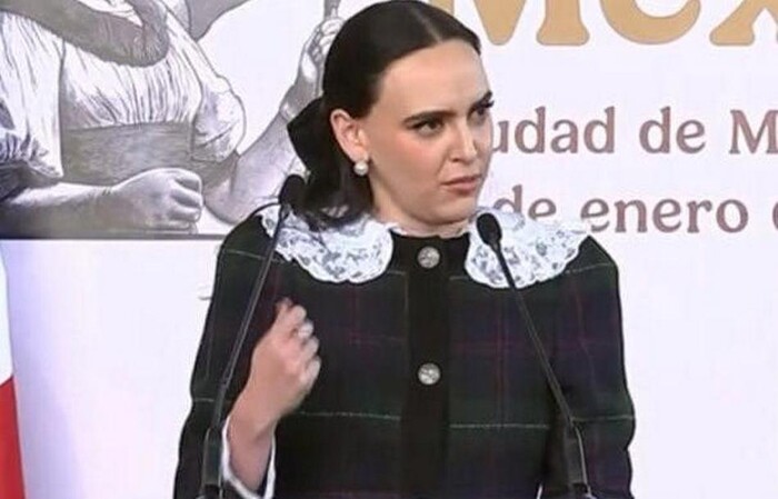 Altagracia Gómez presenta Plan México con costoso vestido extranjero