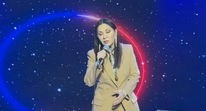 Ana Gabriel responde a rumores sobre su supuesta boda