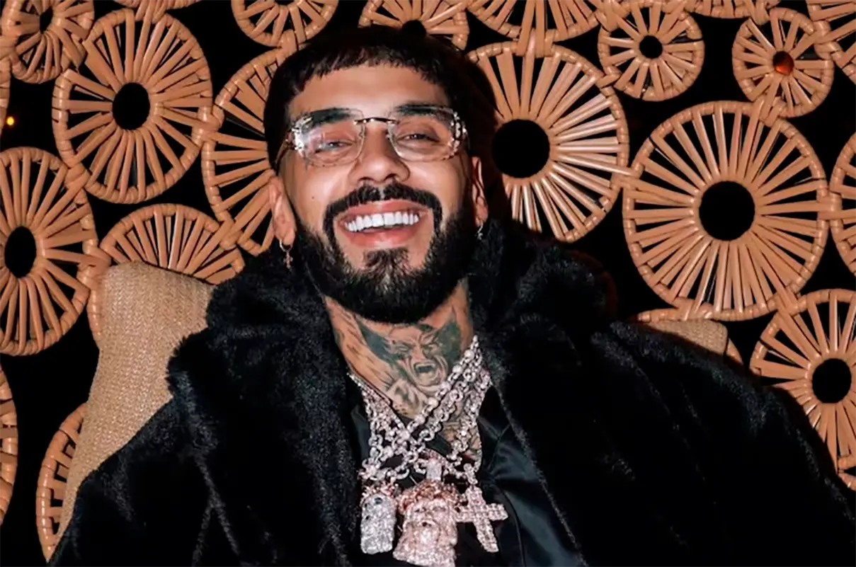 Anuel AA enfrenta proceso legal en Florida por presunta agresión