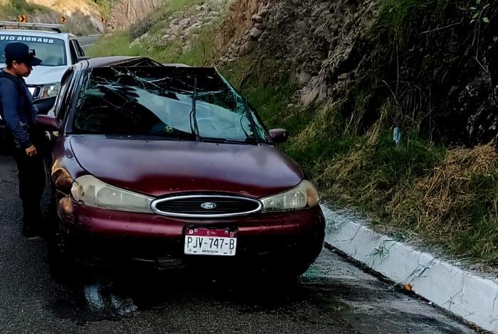 Aparatoso accidente en la Pátzcuaro-Cuitzeo deja un herid0 grav3
