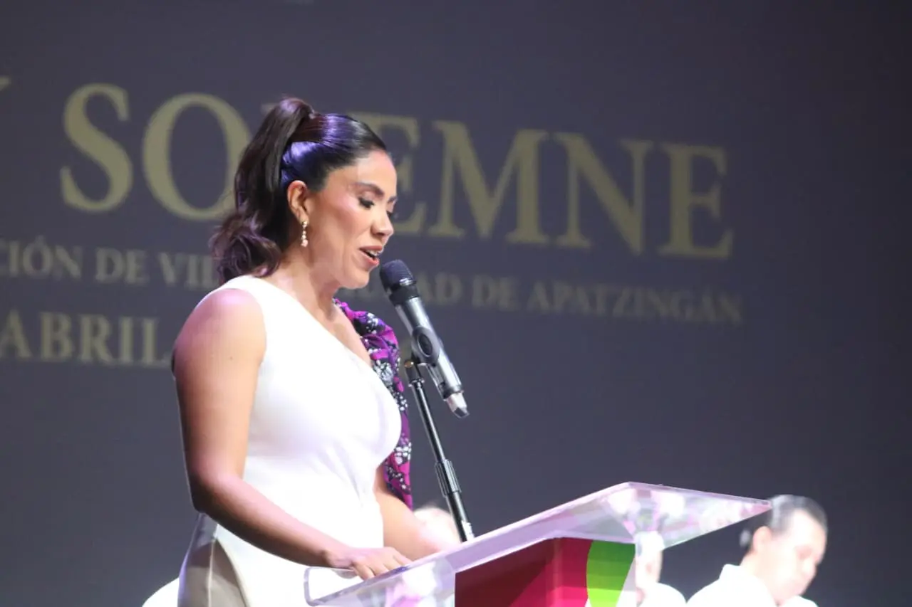 Apatzingán conmemora el 143º aniversario de su elevación a Ciudad con sesión solemne