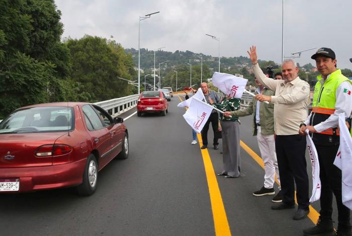 Apertura Bedolla vialidad Ignacio López Rayón en Zitácuaro