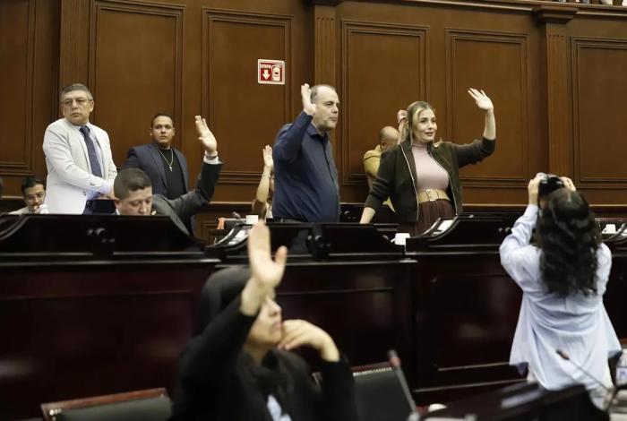 Aprueba 76 Legislatura lista de diez aspirantes a Fiscal General de Michoacán