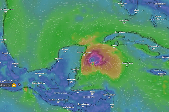 Aquí puedes ver en tiempo real el avance del huracán Beryl; llegará a Tulum en la madrugada