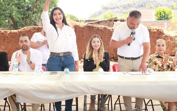 Araceli Saucedo recorre Michoacán para agradecer respaldo de la población