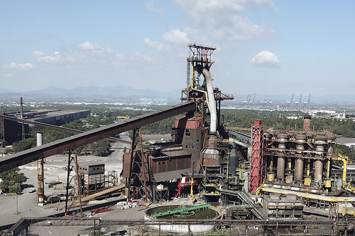 ArcelorMittal alista despidos luego de que juez declaró ilegal la huelga en la siderúrgica