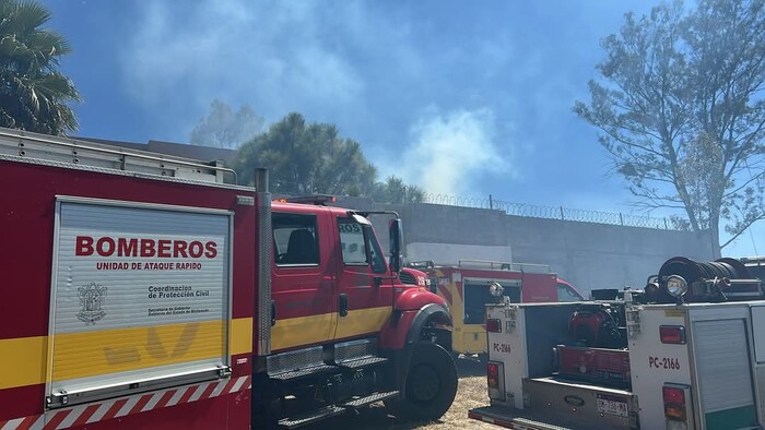 Arde casa en San José del Cerrito, Morelia