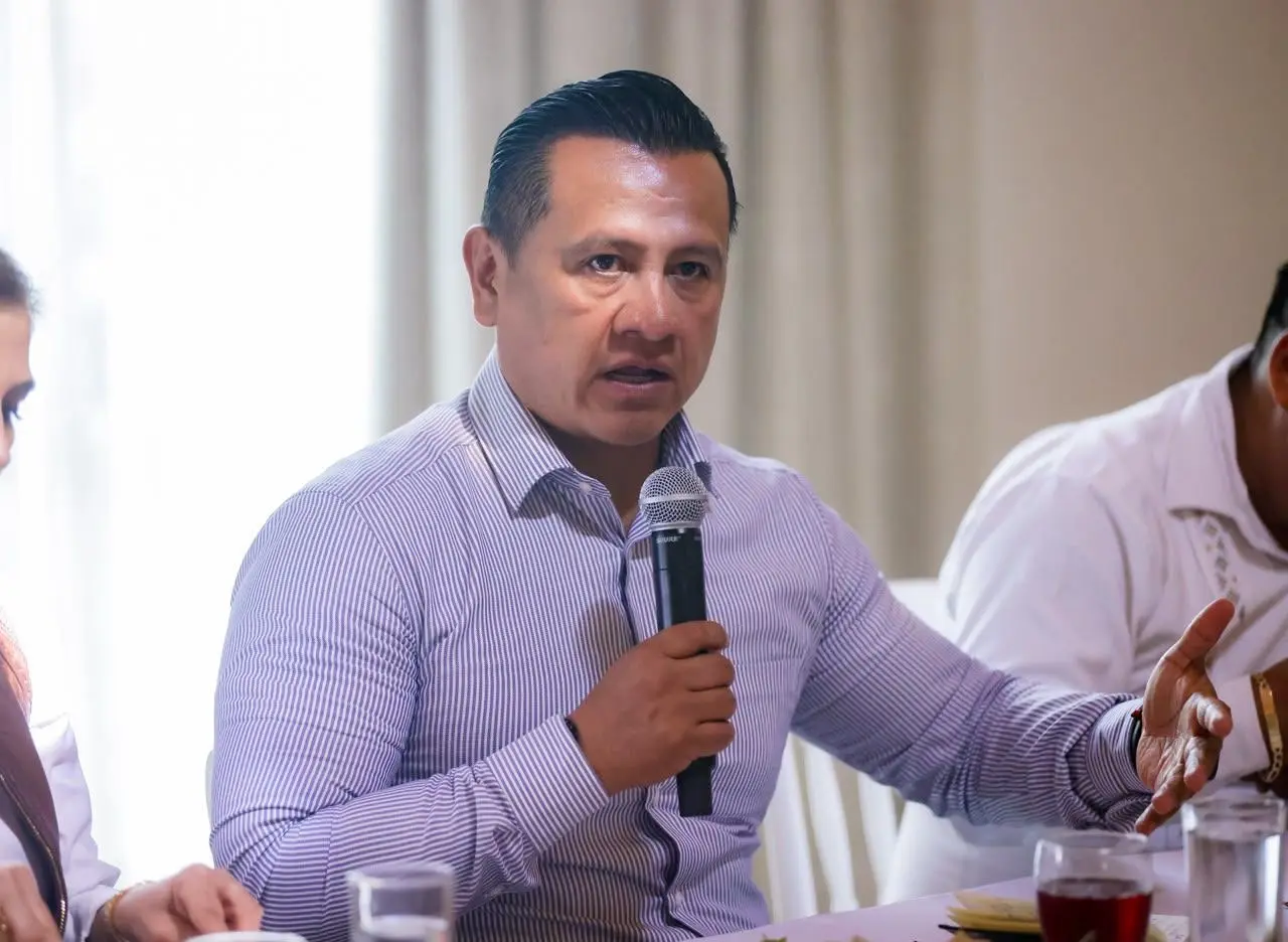 Arropado por sectores y liderazgos sociales de Uruapan, Torres Piña llama a cerrar filas con Claudia Sheinbaum y los gobiernos de la 4T