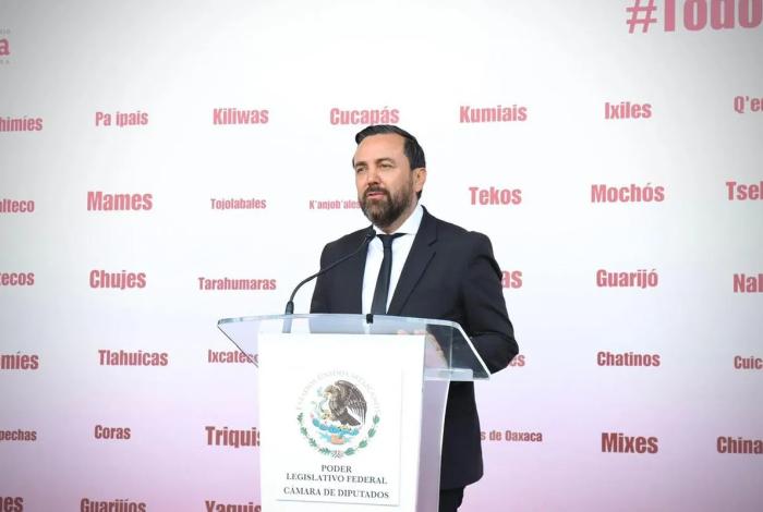 Arturo Ávila responde a acusaciones por propiedad en California