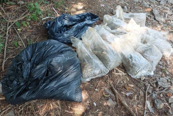 Aseguran 13 kg de mar1huana en embarcaciones abandonadas, en LC