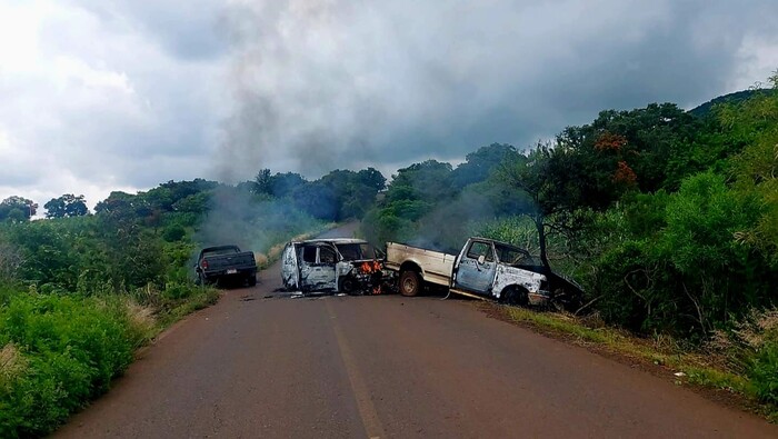 Aseguran narco campamento en Tangancícuaro