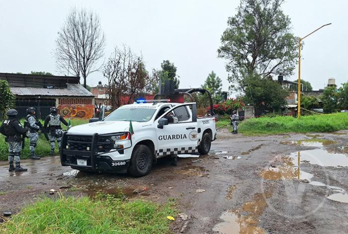 Asesinan a balazos a un hombre en la vía pública de la colonia La Cedrera, Uruapan