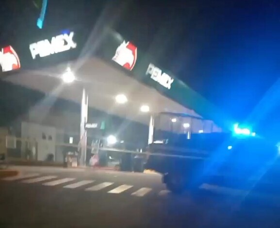 Asesinan a taxista cuando llegó a cargar gasolina en Apatzingán