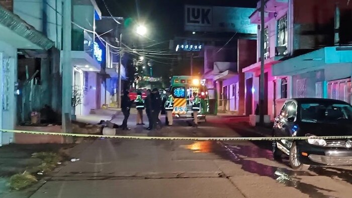 Asesinan a un hombre a unos metros de la Presidencia Municipal de Uruapan